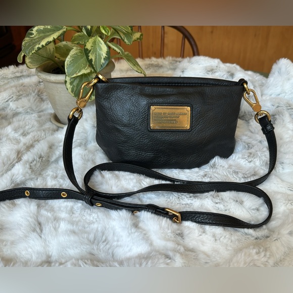 Marc by Marc Jacobs Classic Q Percy Small Black Leather Crossbody bag purse - Picture 4 of 13
